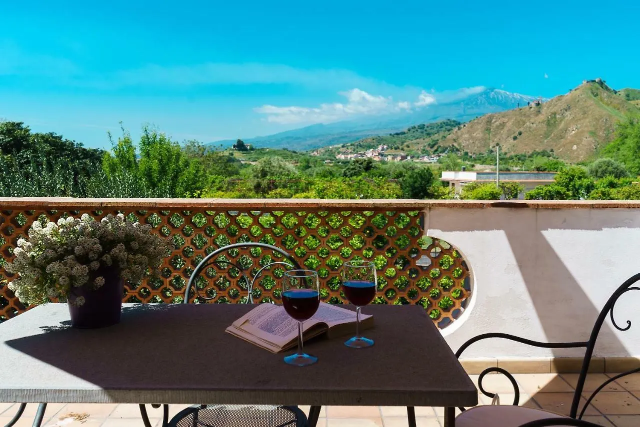 Villa Tina Taormina 0*,  Italy
